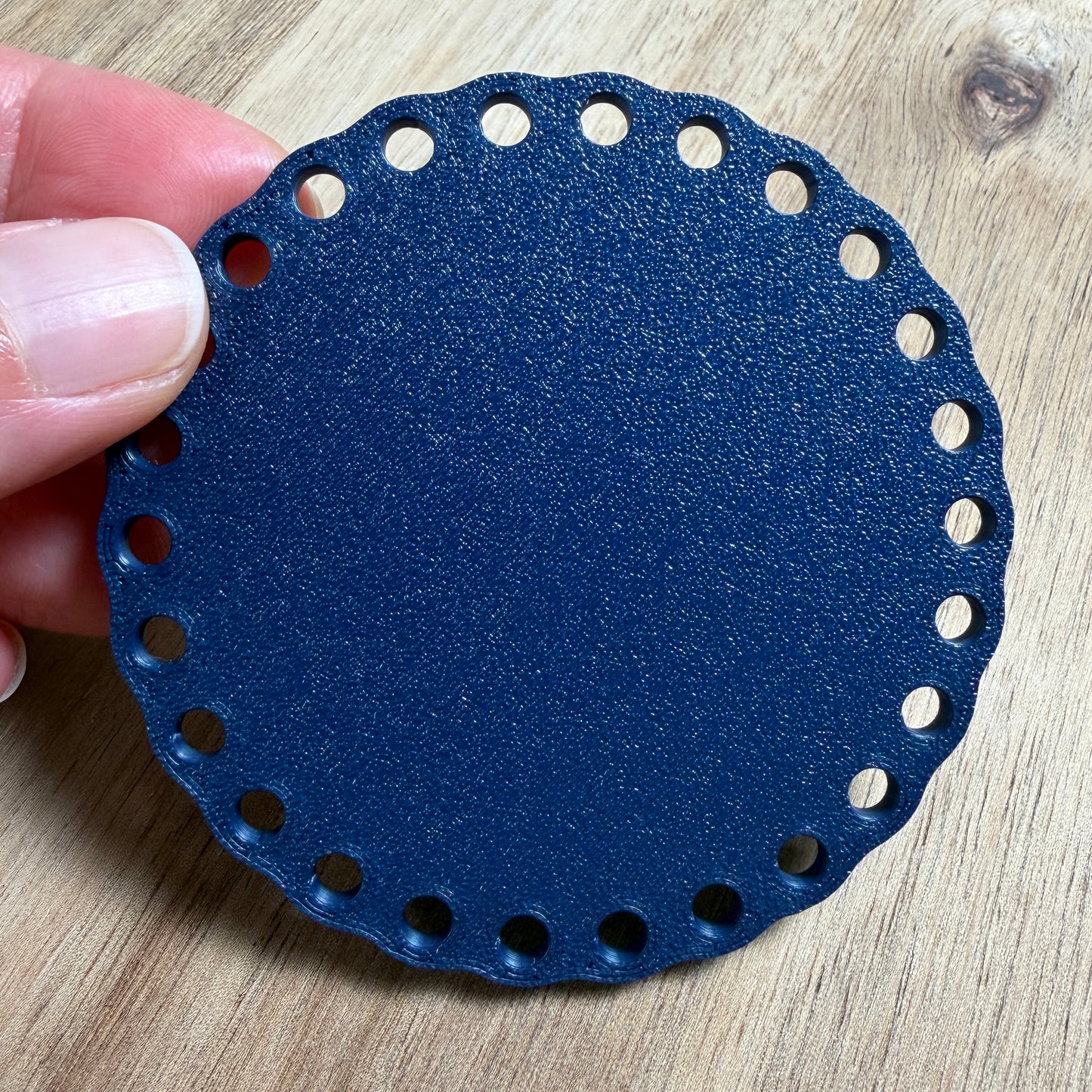 Scalloped Edge Mini Base