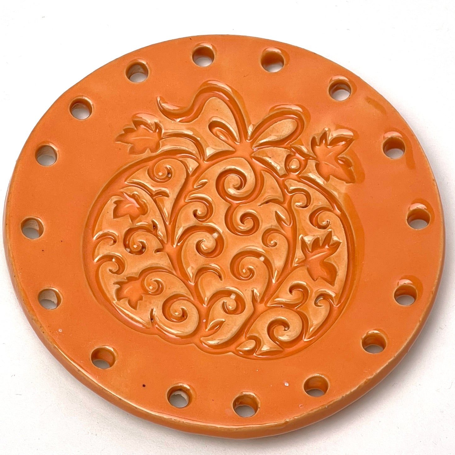 Limited-Edition Holiday Ceramic Bases for Basket Coiling