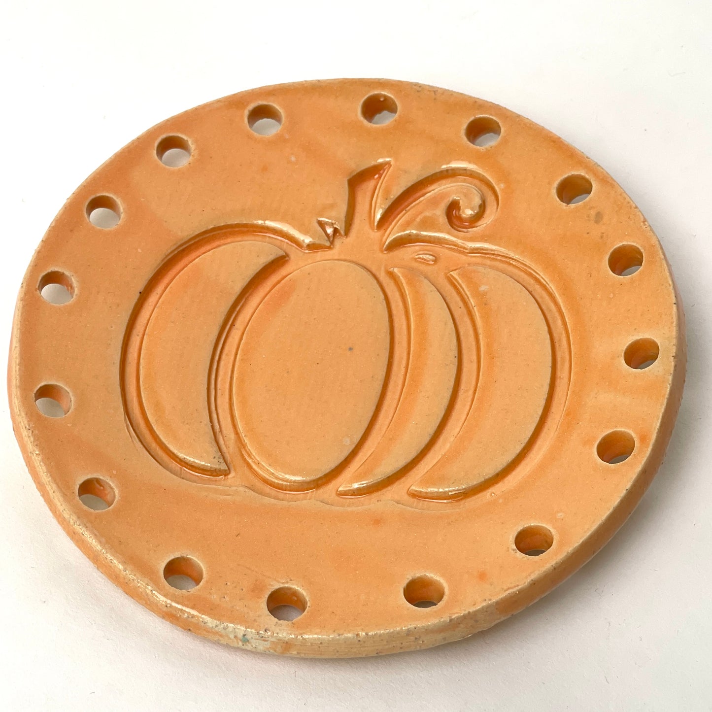 Limited-Edition Holiday Ceramic Bases for Basket Coiling