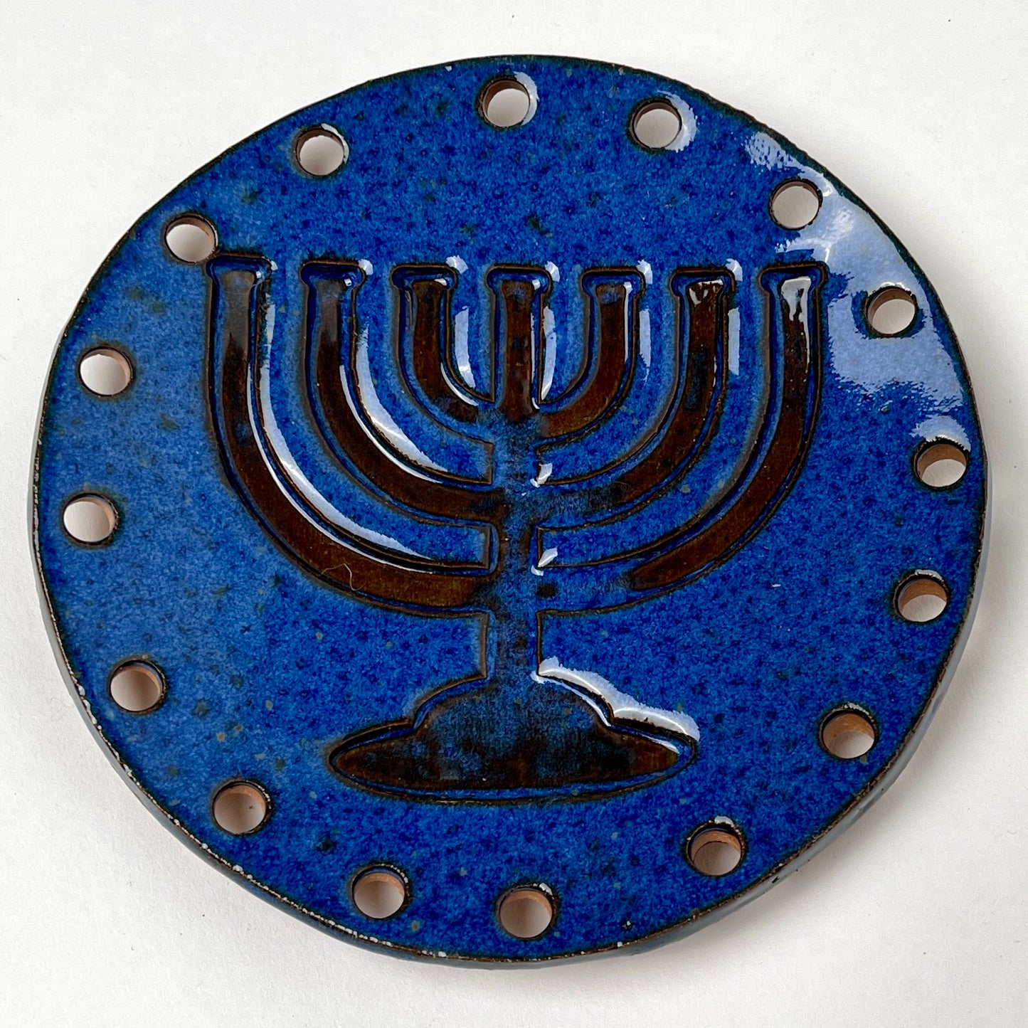 Limited-Edition Holiday Ceramic Bases for Basket Coiling