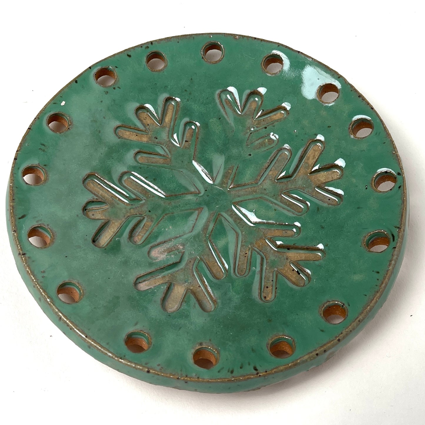 Limited-Edition Holiday Ceramic Bases for Basket Coiling