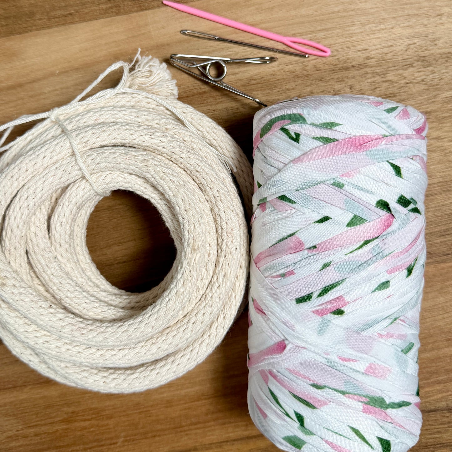 Coiled Basket Weaving Kit with T-Shirt Yarn