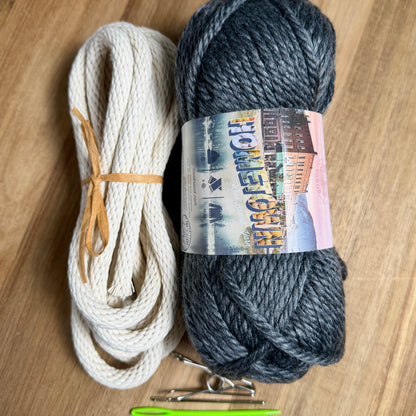 V-Stitch Yarn Coiled Basket Kit