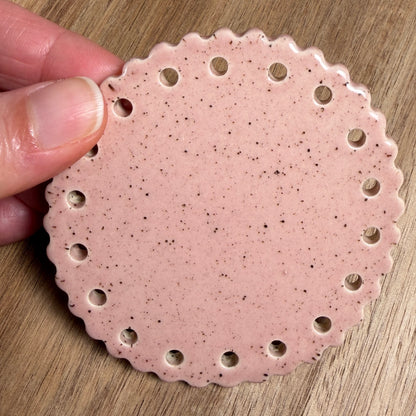 Ceramic Scalloped Edge Basket Base