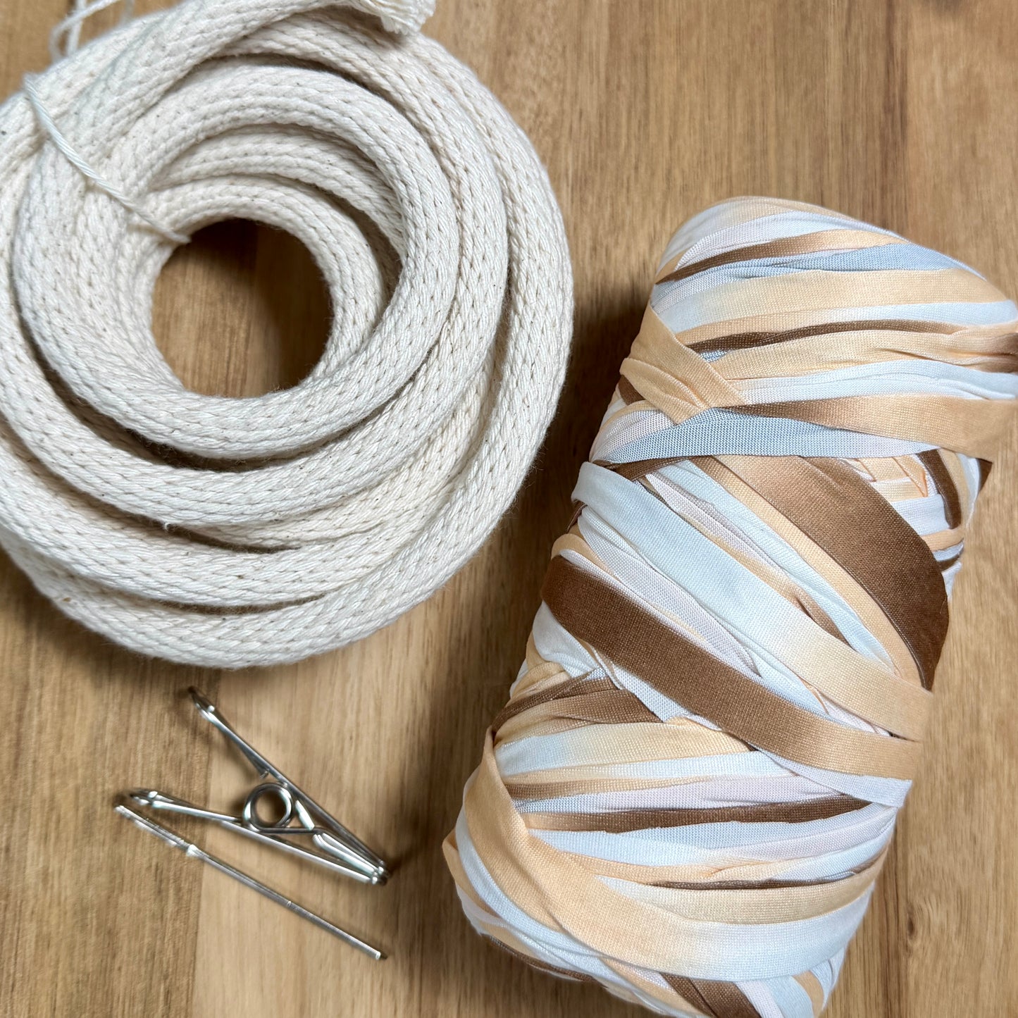 Coiled Basket Weaving Kit with T-Shirt Yarn