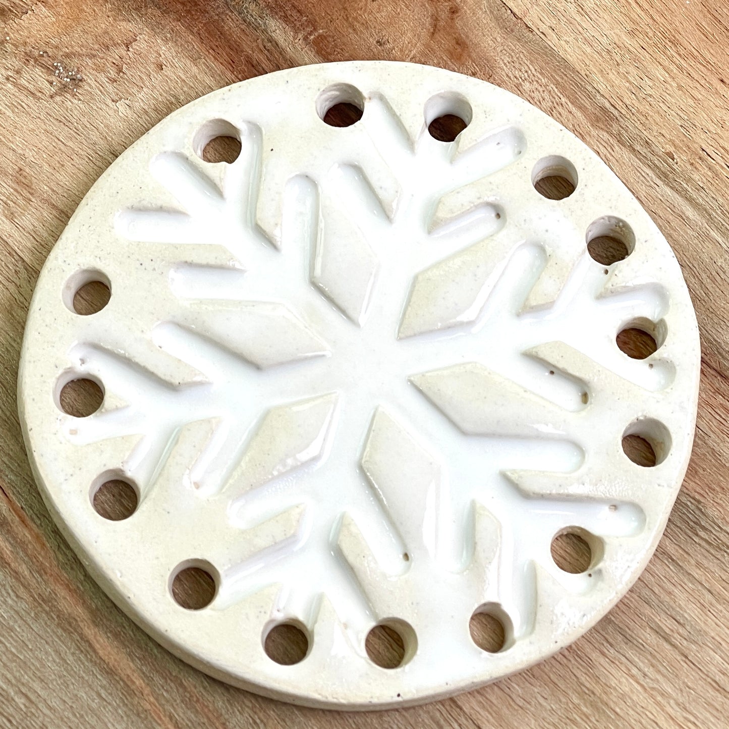 Limited-Edition Holiday Ceramic Bases for Basket Coiling