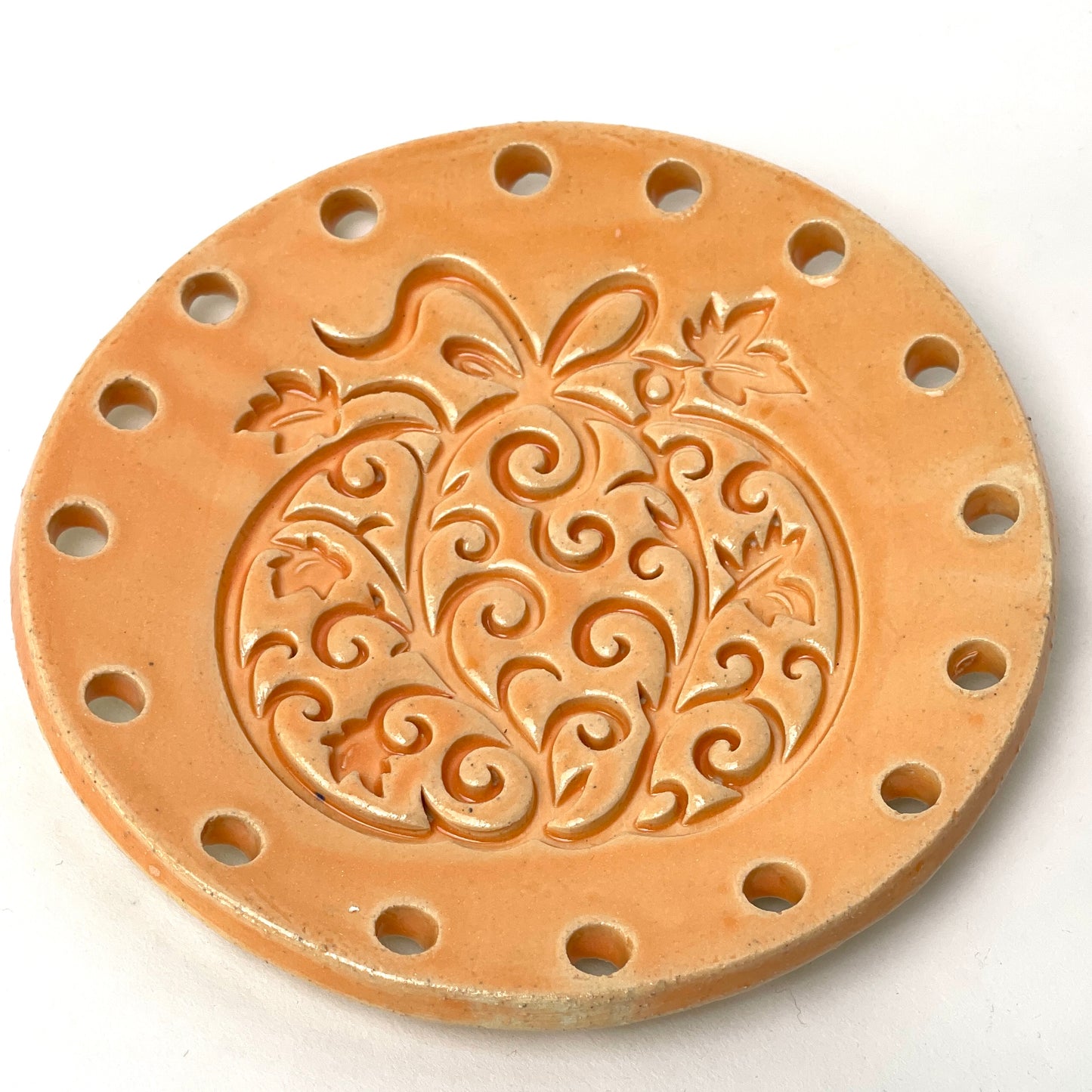 Limited-Edition Holiday Ceramic Bases for Basket Coiling
