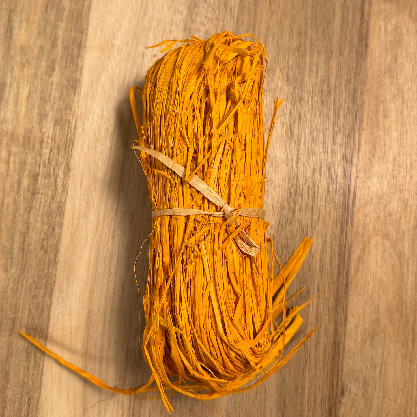 Raffia Hanks (50g)