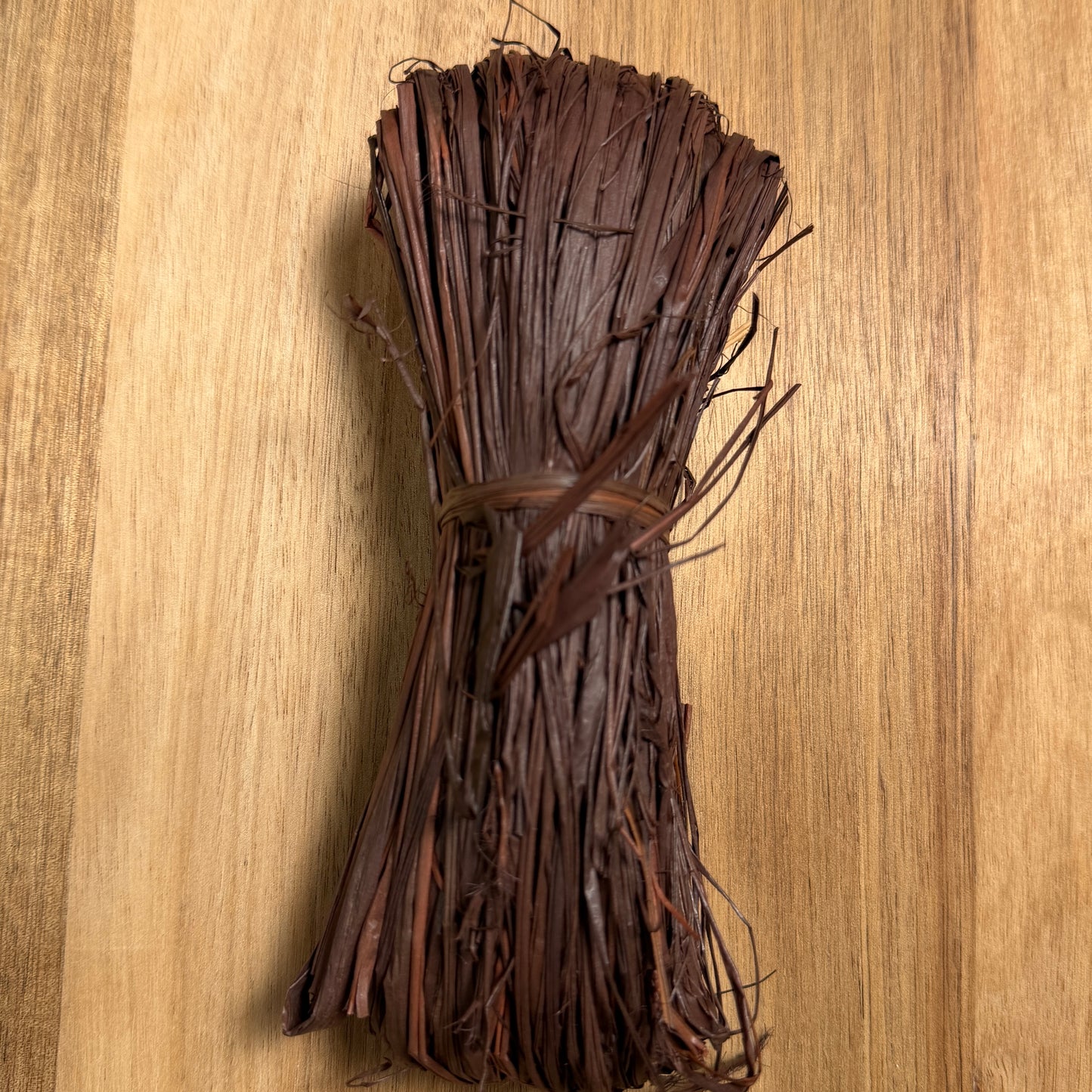 Raffia Hanks (50g)