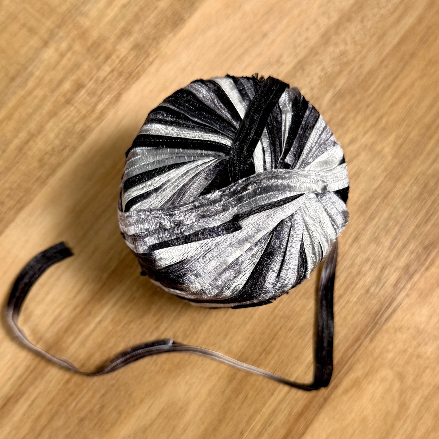 Silver & Black Textured Yarn - Limited Edition