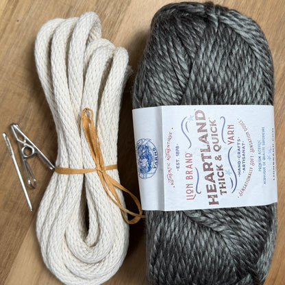 V-Stitch Yarn Coiled Basket Kit