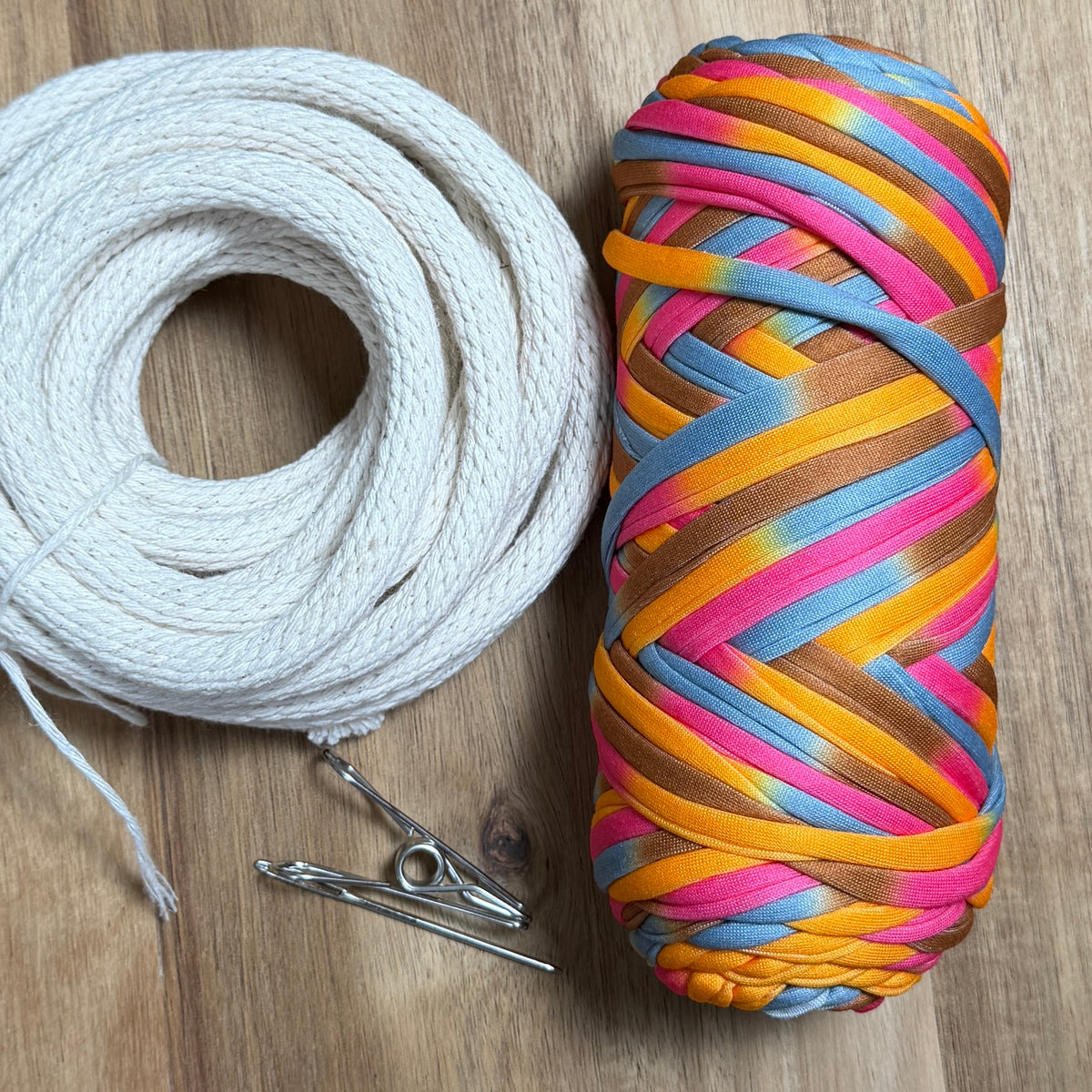 Coiled Basket Weaving Kit with T-Shirt Yarn