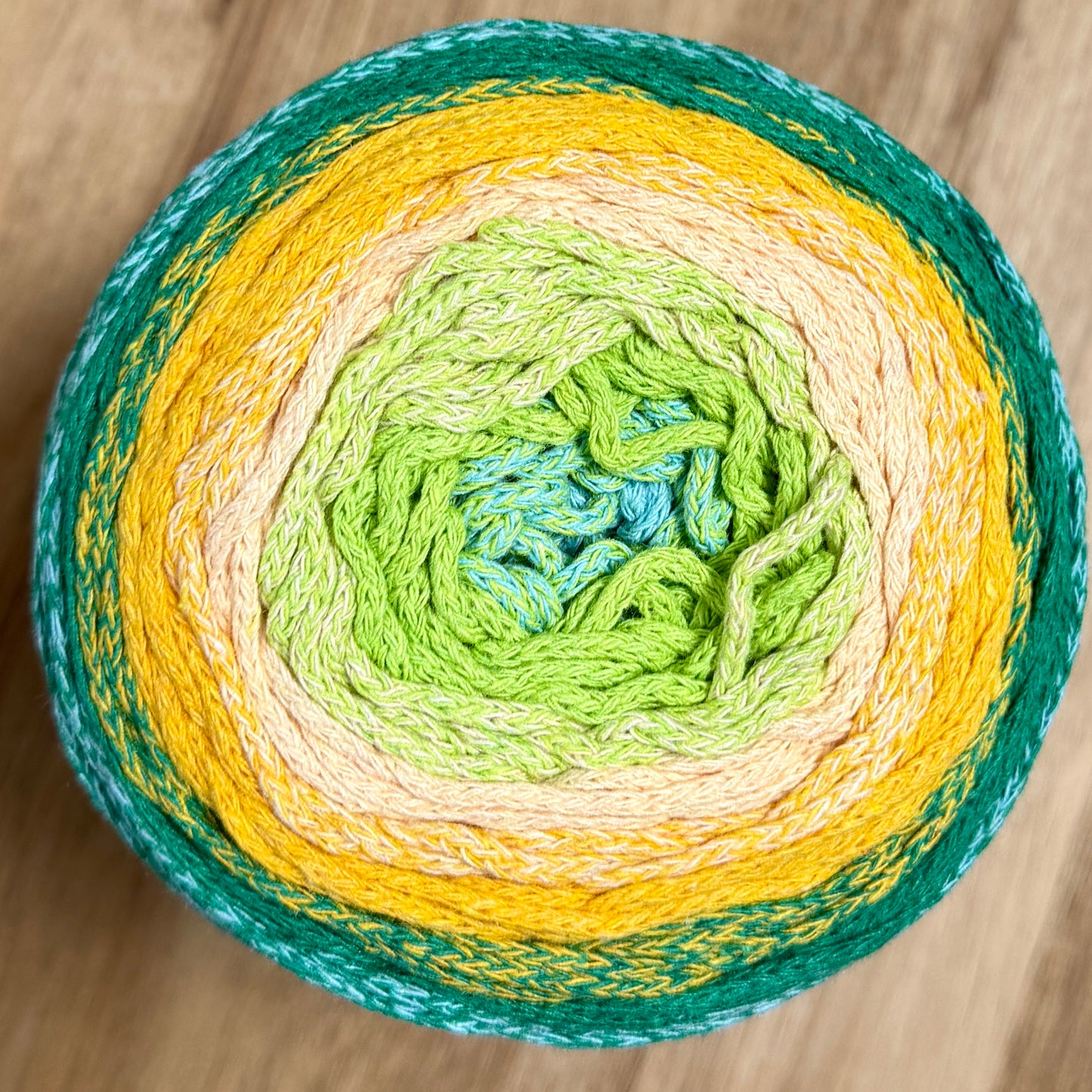 Braided Gradient Yarn