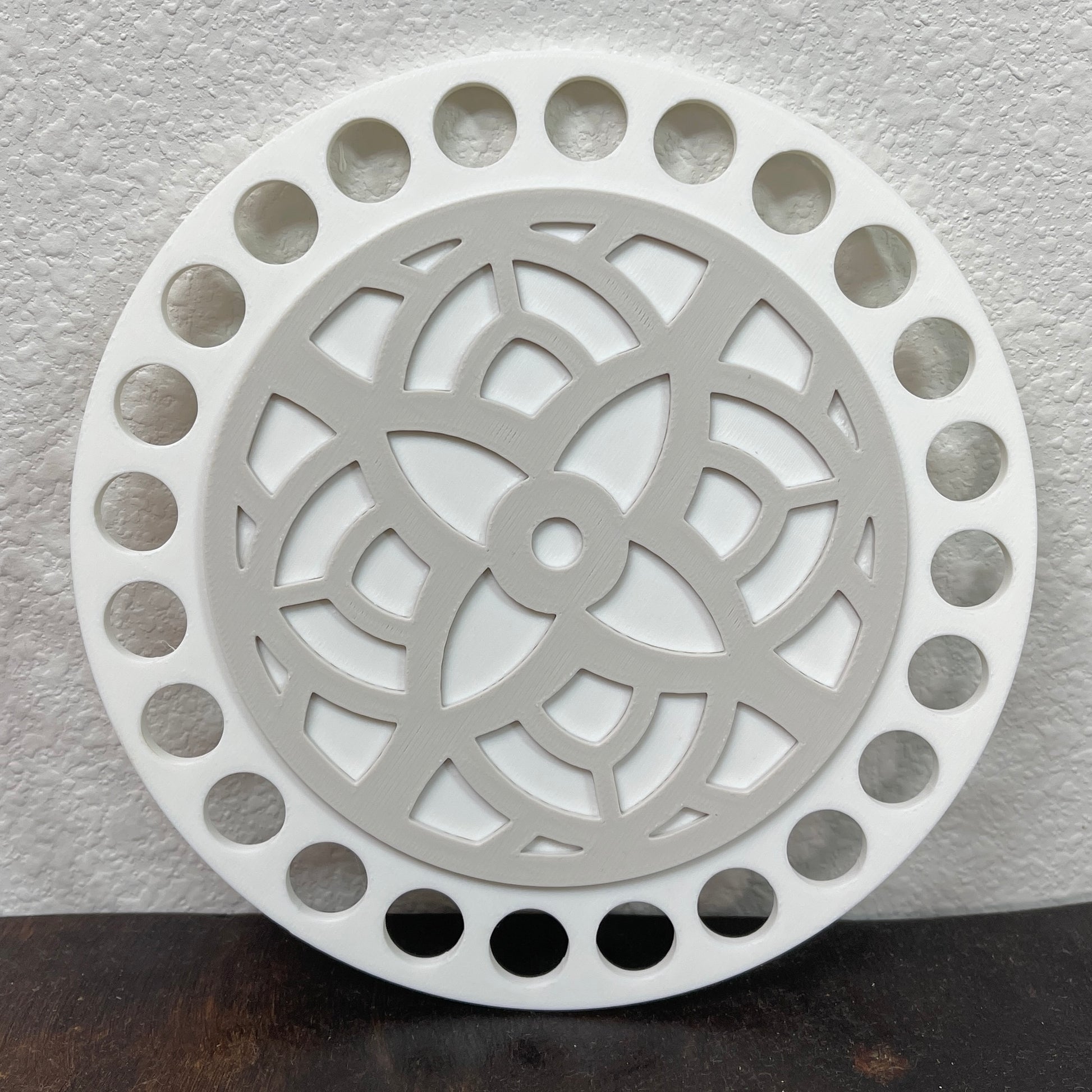 Geometric Pattern Base for Jumbo Cord – Handy Knots