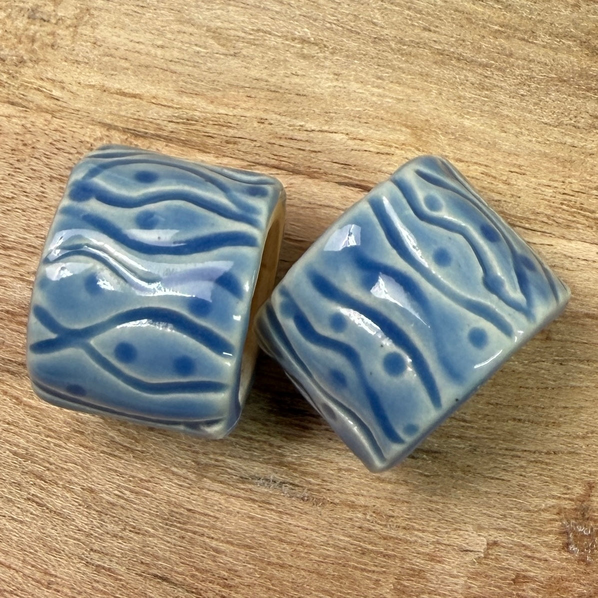 Set of 2 Ceramic Beads