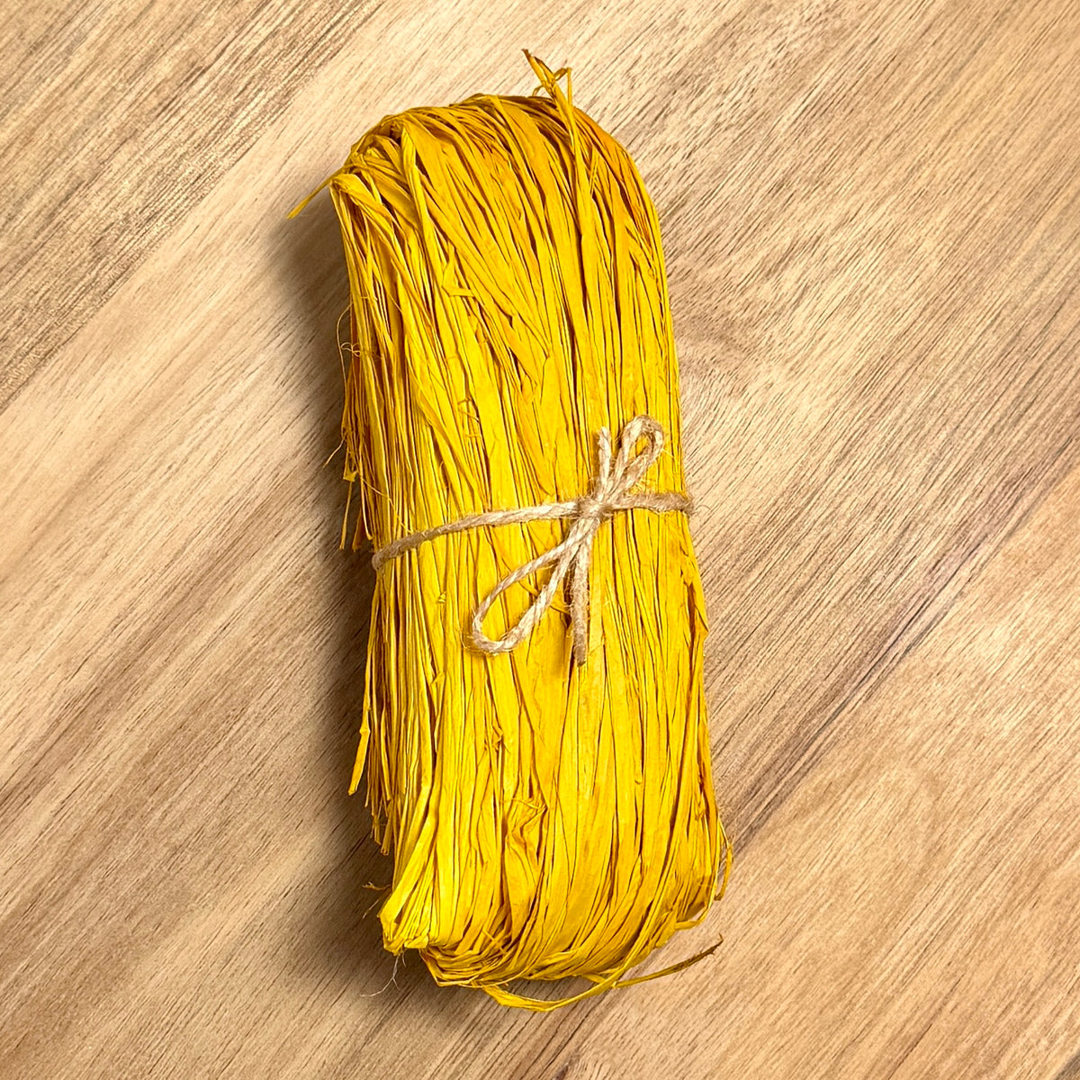 Raffia Hanks (50g)