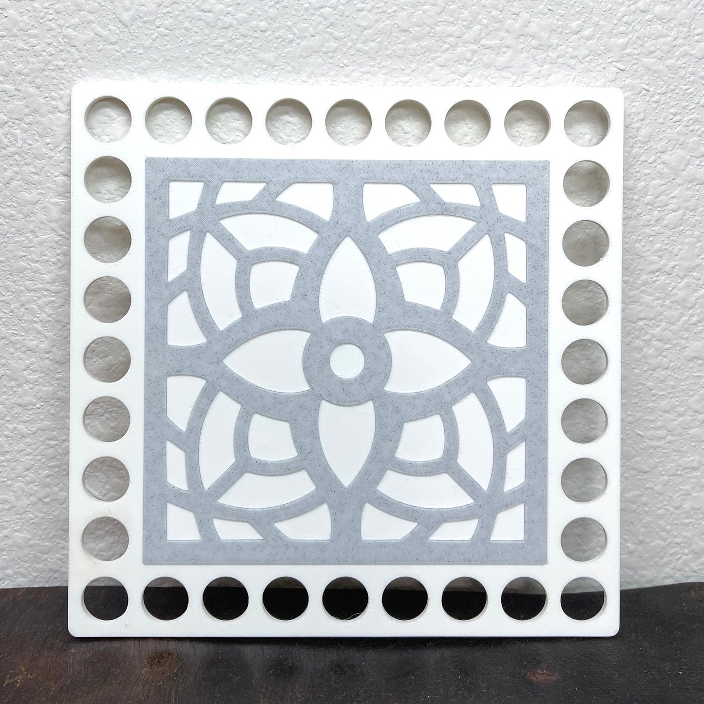 Square Geometric Pattern Base for Jumbo Cord