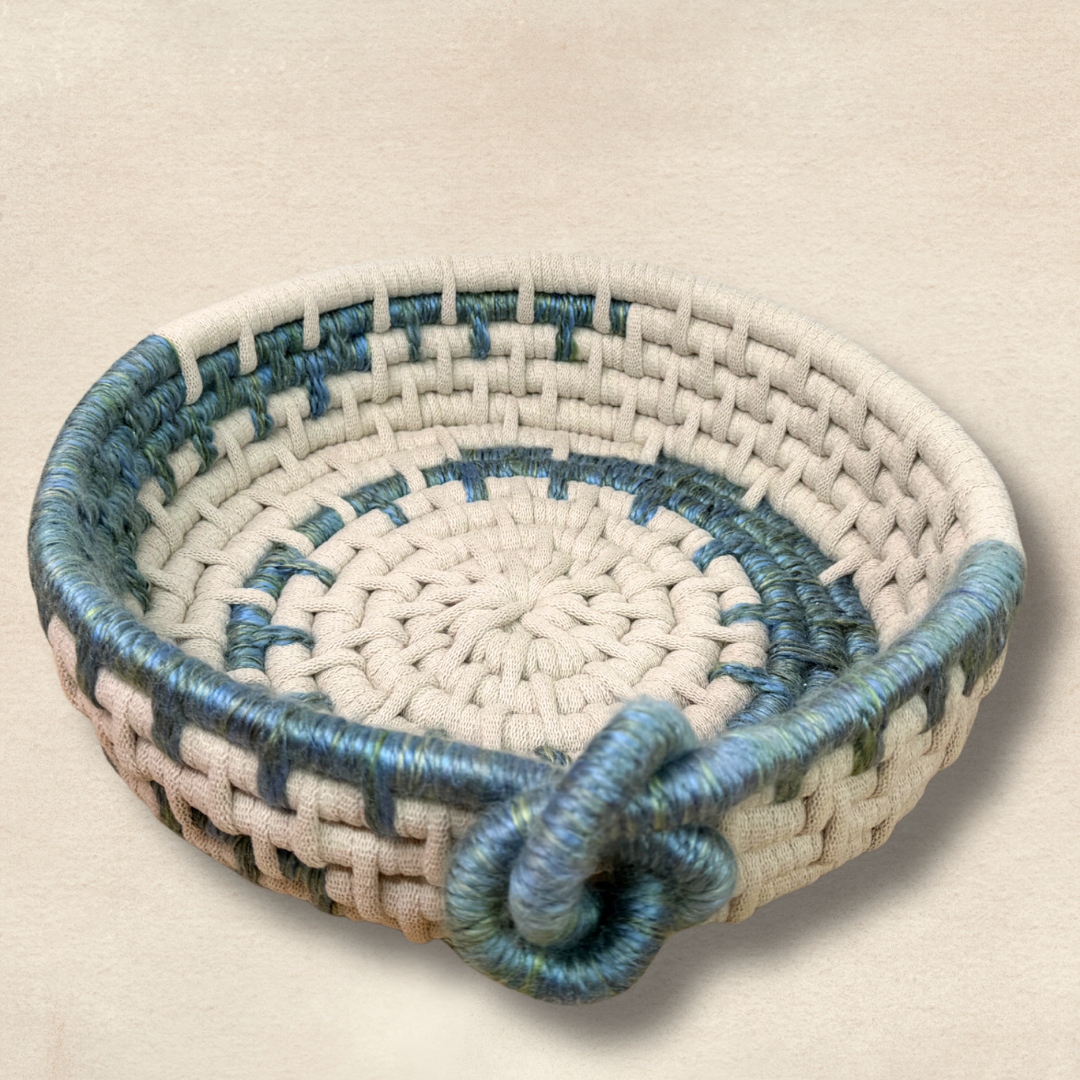 Coiled Basket Kit with Jumbo Cord and Yarn