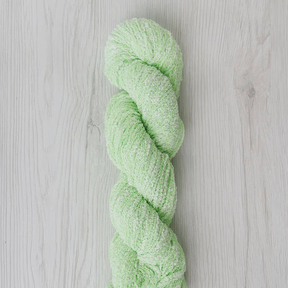 Cloud Yarn Skein